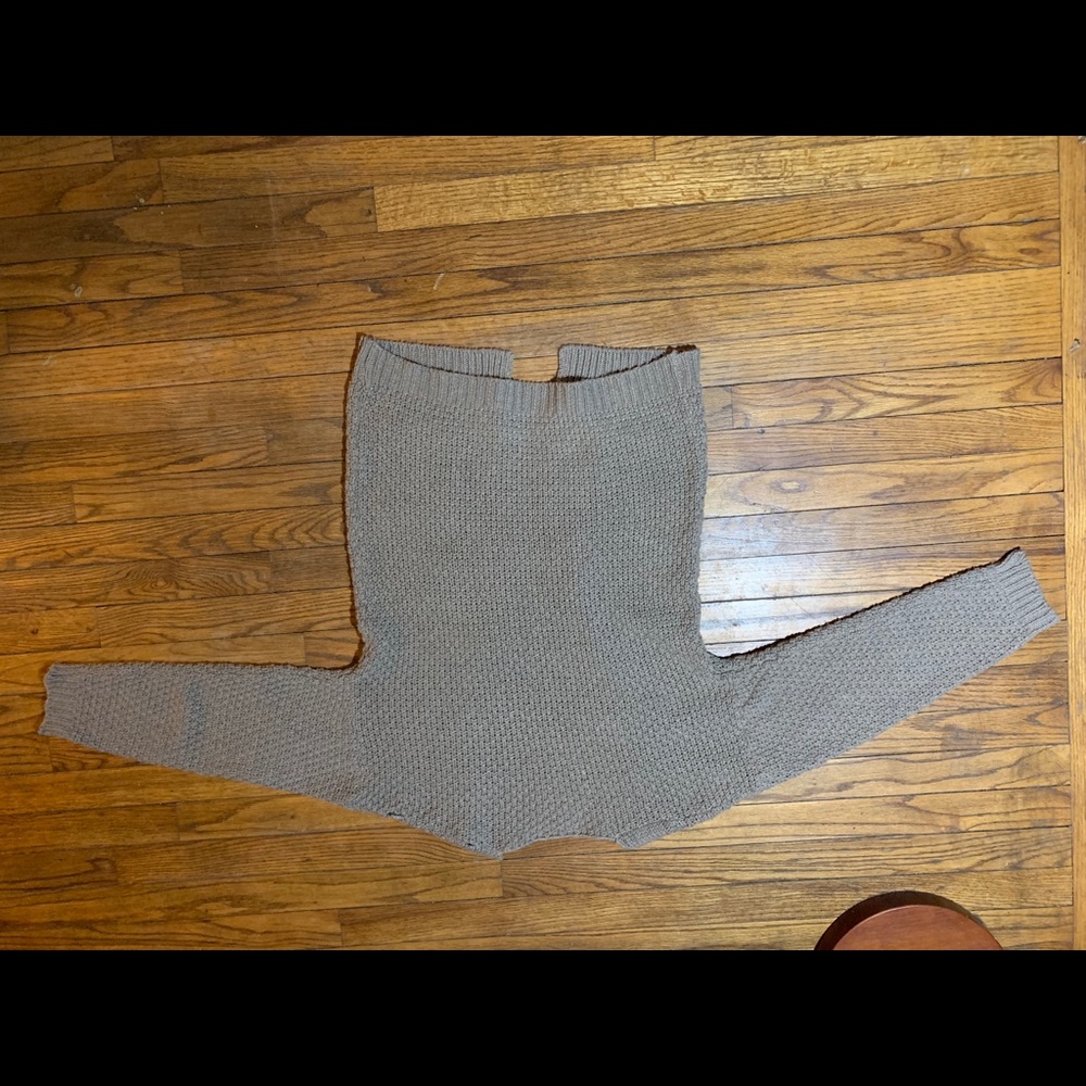 Cardigan - Picture 2 of 3